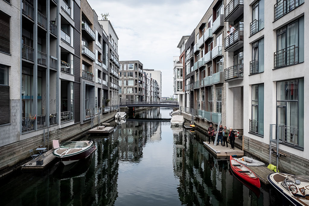 Canals of Sluseholmen
Stemmer, Strøm og Støj på Slusen - Skræp & co. på Metropolis, Sydhavnen, København